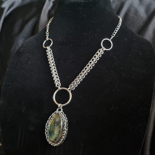 Labradorite Pendant | Chainmaille Necklace